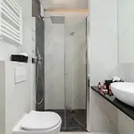 Modern Old Town Cracow By Renters