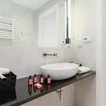 Apartamento Modern Old Town Cracow By Renters