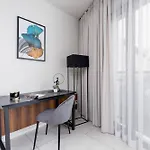Apartamento Modern Old Town Cracow By Renters *