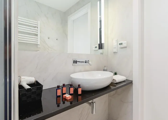 Апартаменты Modern Old Town Cracow By Renters