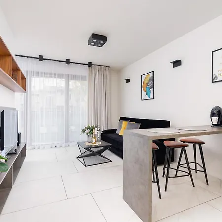 Modern Old Town Cracow By Renters * Krakau